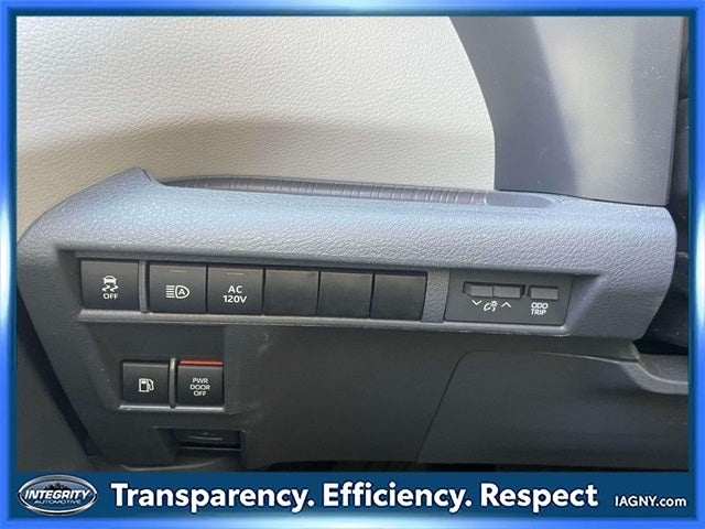 2024 Toyota Sienna XLE 7 Passenger