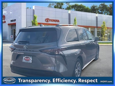 2024 Toyota Sienna XLE 7 Passenger