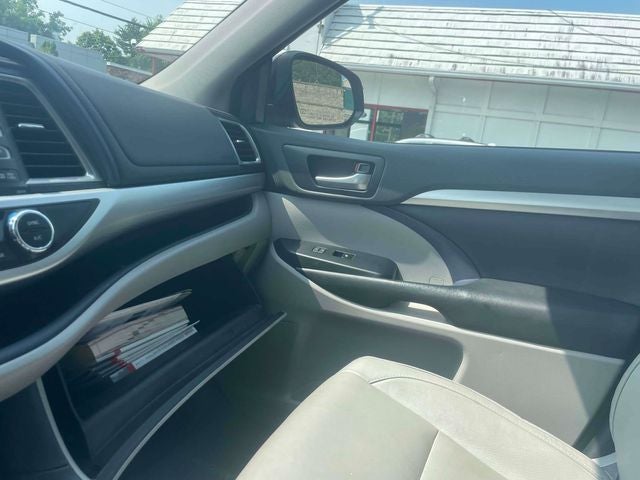 2017 Toyota Highlander XLE