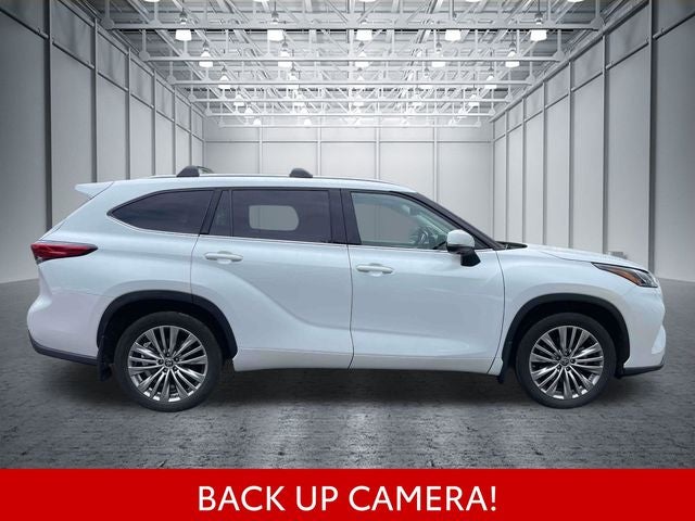 2023 Toyota Highlander Platinum