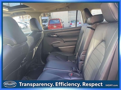 2023 Toyota Highlander XLE