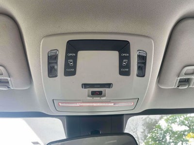 2022 Toyota Sienna LE 8 Passenger