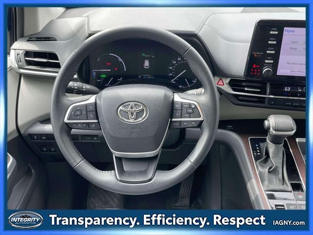 2023 Toyota Sienna XLE 8 Passenger