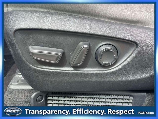 2023 Toyota Sienna XLE 8 Passenger