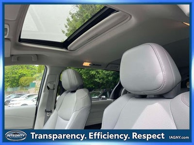 2023 Toyota Sienna XLE 8 Passenger