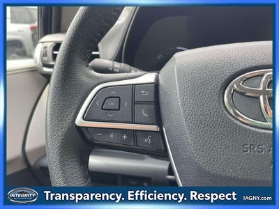 2023 Toyota Sienna XLE 8 Passenger