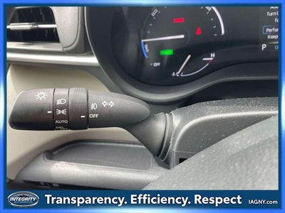 2023 Toyota Sienna XLE 8 Passenger