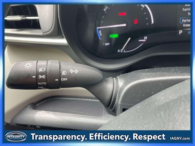 2023 Toyota Sienna XLE 8 Passenger