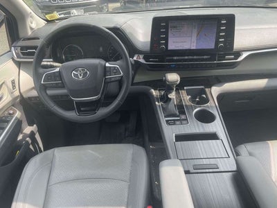 2023 Toyota Sienna Limited 7 Passenger