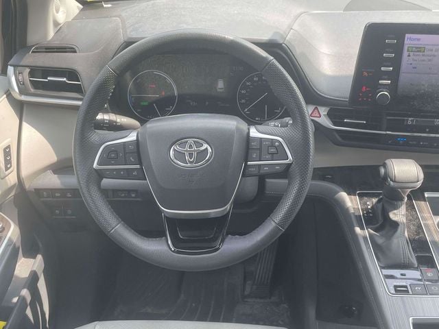2023 Toyota Sienna Limited 7 Passenger