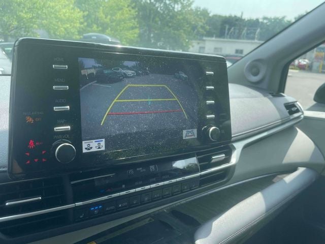 2023 Toyota Sienna Limited 7 Passenger