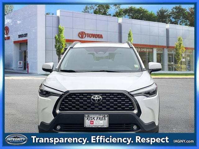 2024 Toyota Corolla Cross XLE