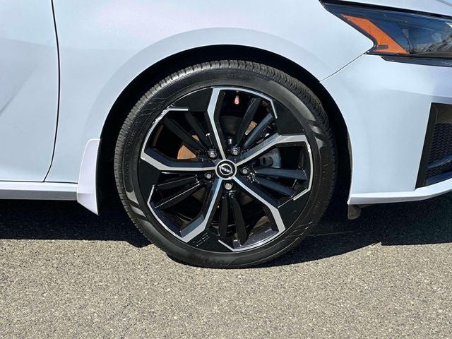 2024 Nissan Altima SR - Photo 8