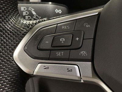 2023 Volkswagen Atlas Cross Sport 3.6L V6 SEL R-Line