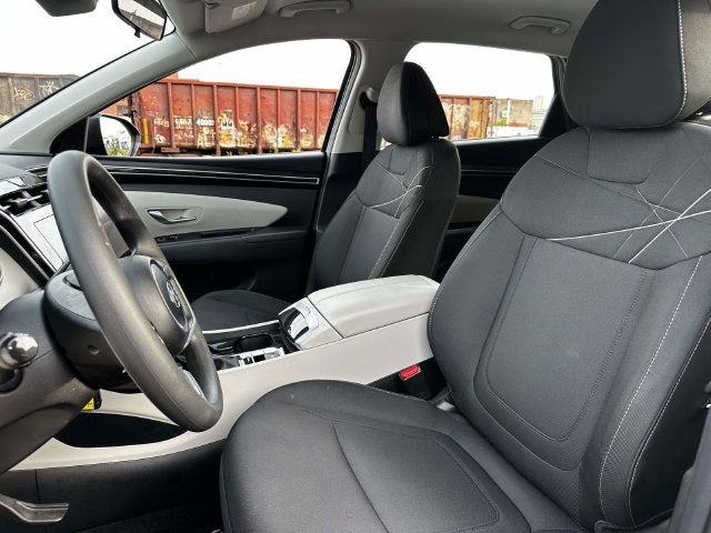 2024 Hyundai Tucson SE - Photo 18