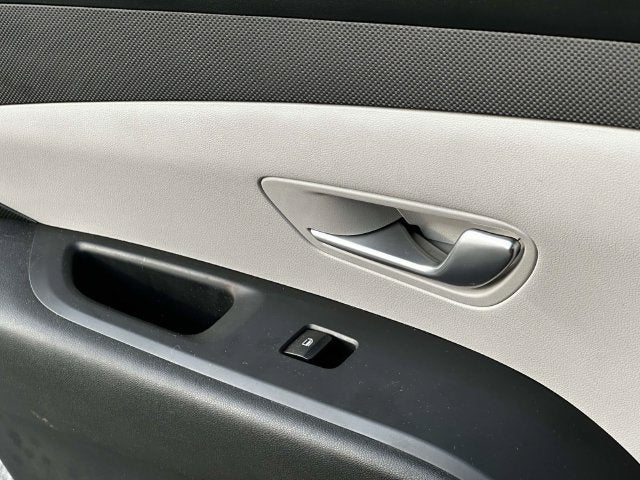 2024 Hyundai Tucson SE - Photo 24