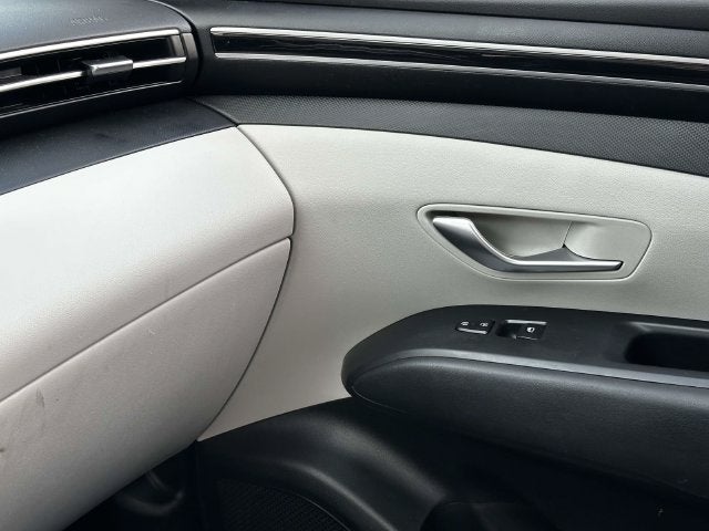 2024 Hyundai Tucson SE - Photo 28