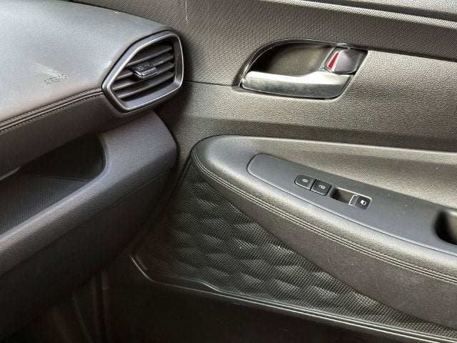 2022 Hyundai SANTA FE SE