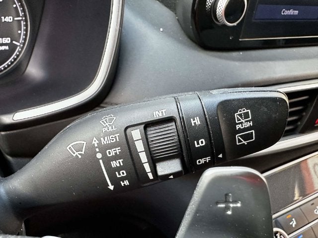 2022 Hyundai SANTA FE SE