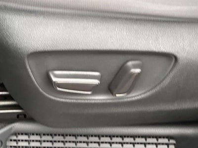 2026 Toyota Sienna LE Mobility 8 Passenger