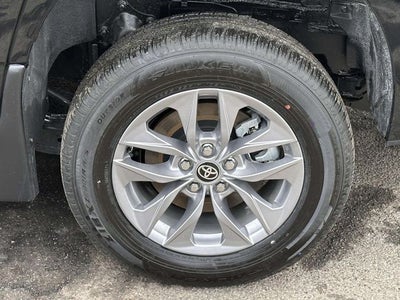 2026 Toyota Sienna Mobility LE 8 Passenger