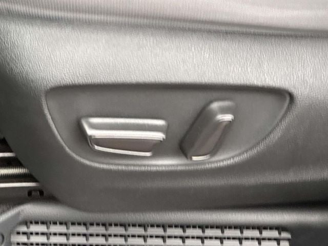 2026 Toyota Sienna Mobility LE 8 Passenger