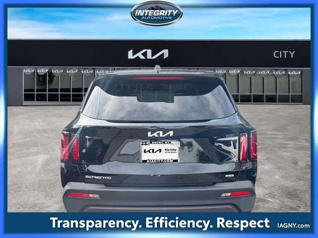 2023 Kia Sorento LX - Photo 6
