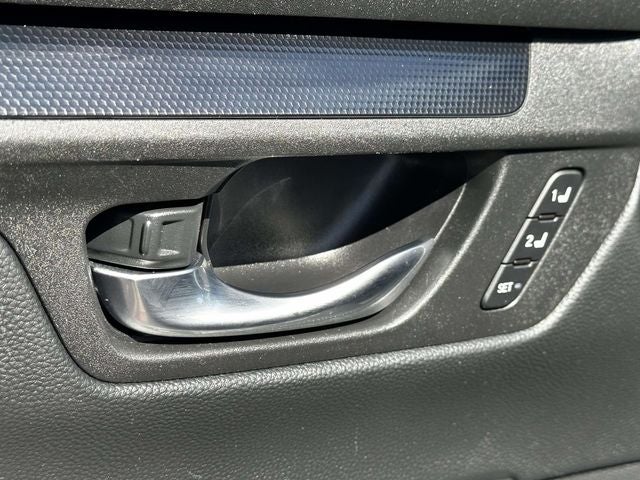 2025 Honda CR-V Sport-L - Photo 14