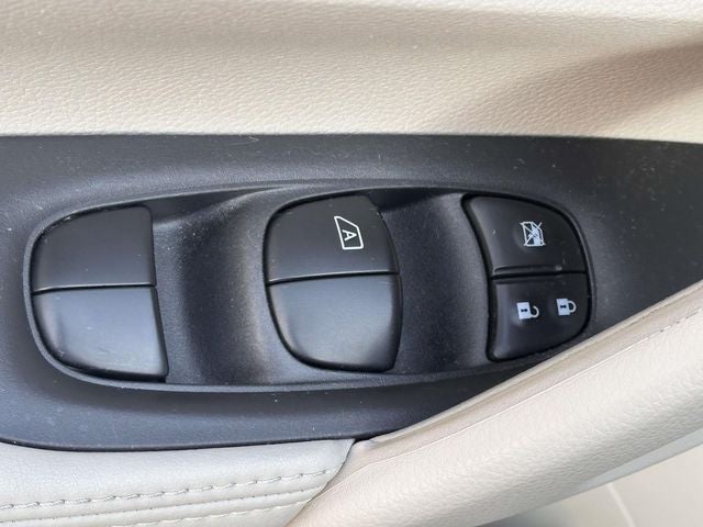 2020 Nissan Rogue Sport SV