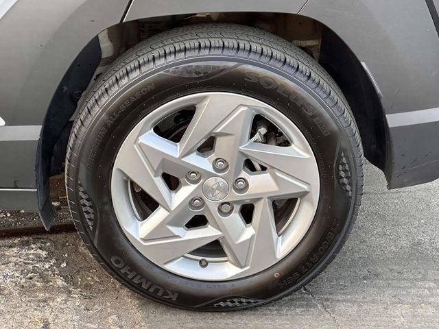 2024 Hyundai KONA SE