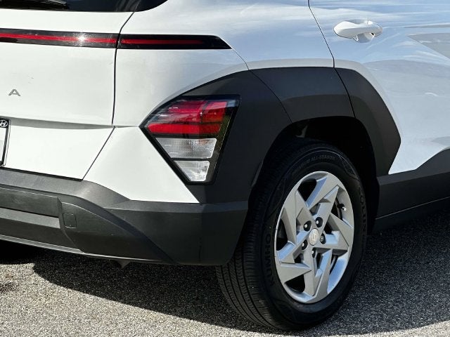 2024 Hyundai KONA SE