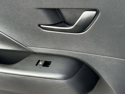 2024 Hyundai KONA SE