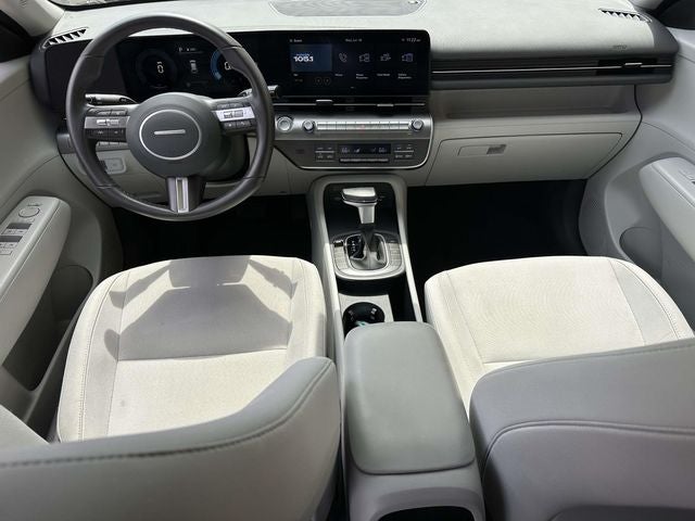 2025 Hyundai KONA SEL