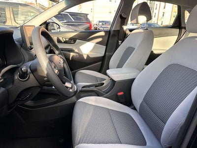 2023 Hyundai KONA SE