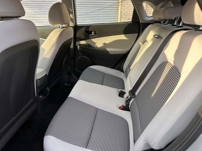 2023 Hyundai KONA SE