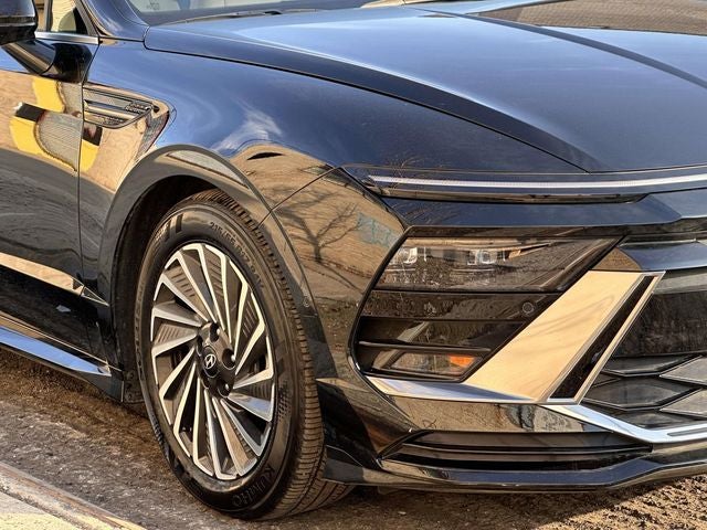 2024 Hyundai SONATA HYBRID Limited