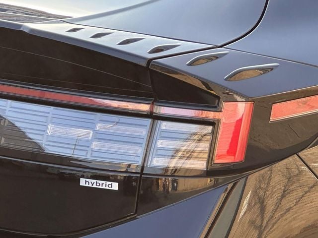 2024 Hyundai SONATA HYBRID Limited