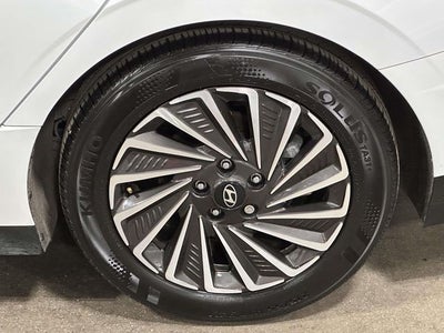 2024 Hyundai SONATA HYBRID Limited