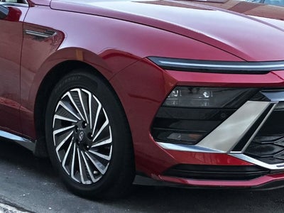 2024 Hyundai SONATA HYBRID Limited