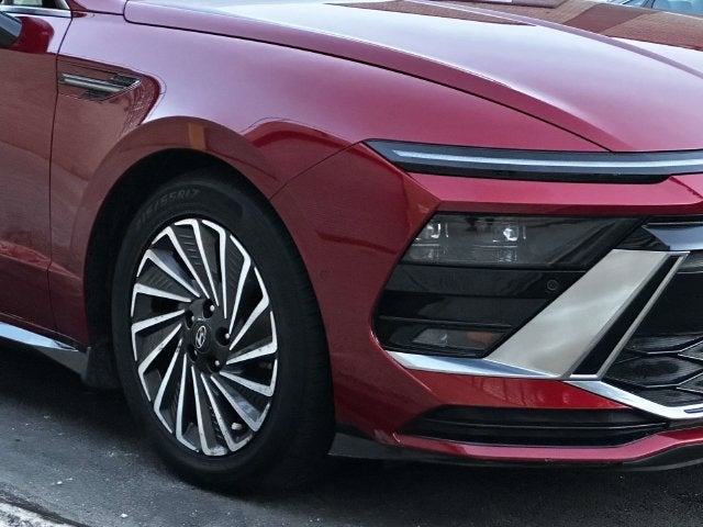 2024 Hyundai SONATA HYBRID Limited