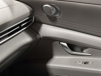 2023 Hyundai ELANTRA SE