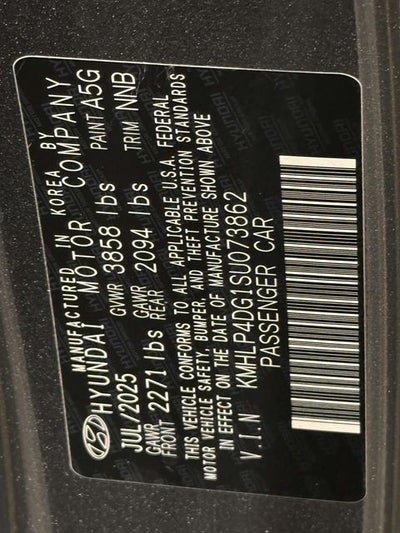 2025 Hyundai ELANTRA Limited