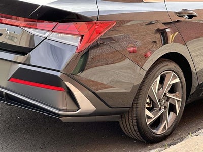 2025 Hyundai ELANTRA SEL Convenience