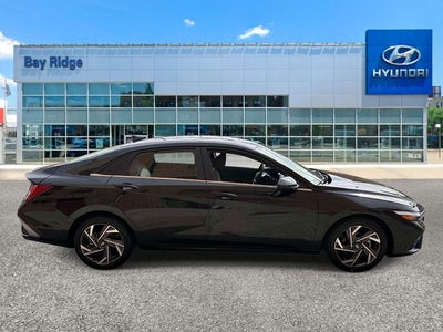2025 Hyundai ELANTRA SEL Convenience