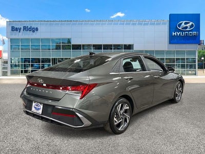 2025 Hyundai ELANTRA SEL Convenience