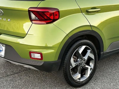 2024 Hyundai VENUE SEL