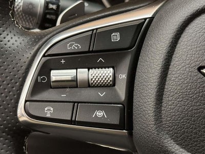 2025 Genesis G70 2.5T Sport Prestige