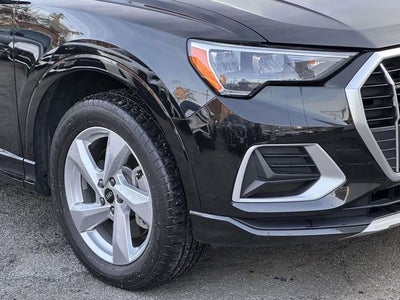 2022 Audi Q3 Premium quattro