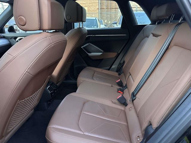 2022 Audi Q3 Premium quattro