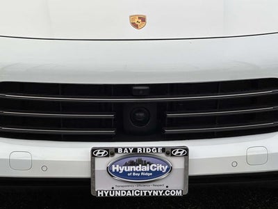 2023 Porsche Cayenne Platinum Edition